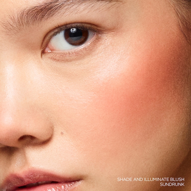 Shade and Illuminate Blush, 6.5 g, 5 Sundrunk, 5, Model, light